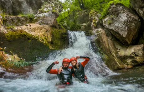 canyoning pair