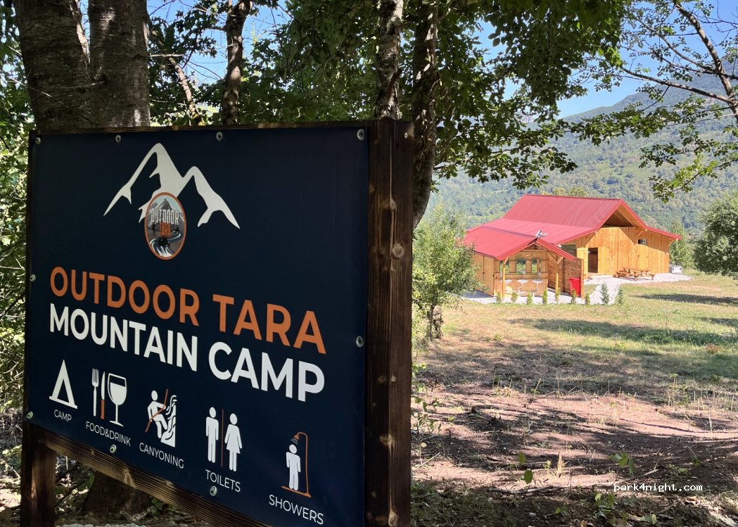 natpis outdoor tara sign
